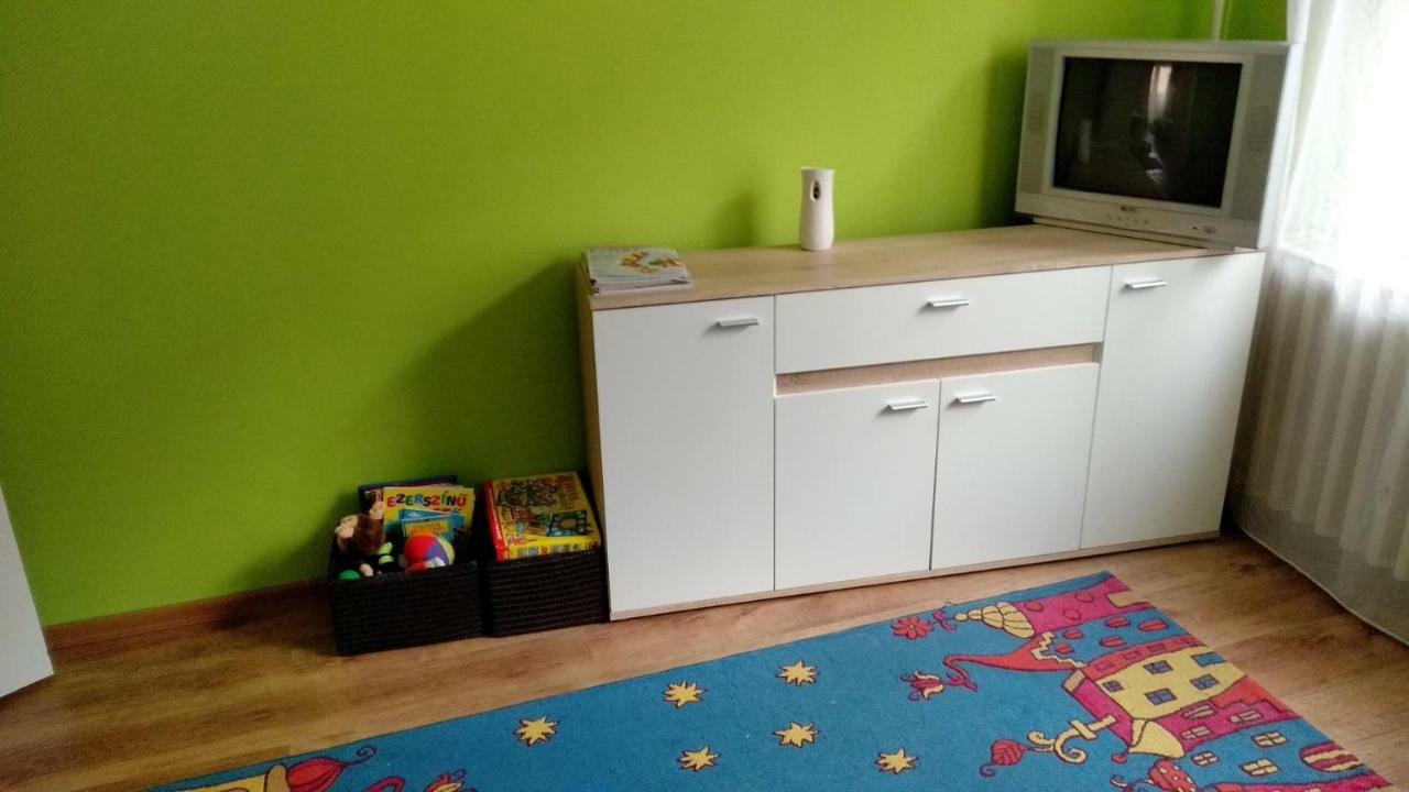 Gesztenyés Apartman Miskolc Extérieur photo